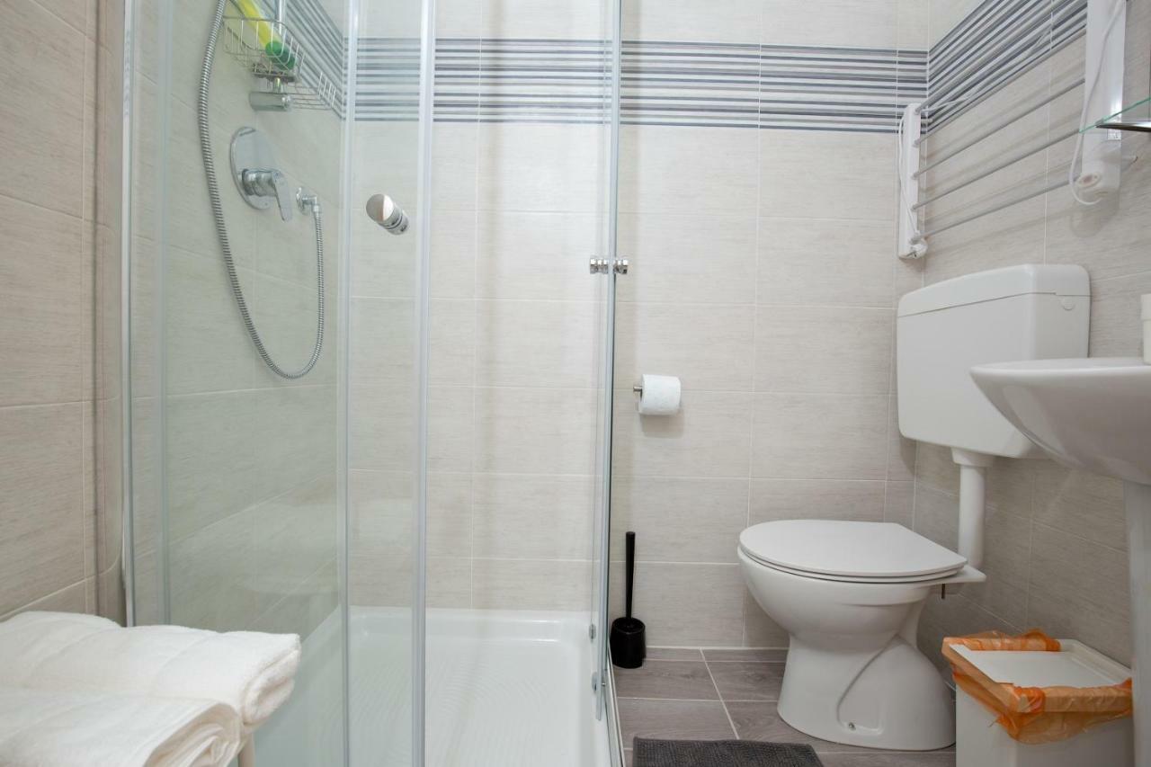 Rimini Youth Apartment Екстериор снимка